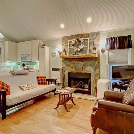 Linville River Cottage - Steps Away From The Banks Newland Экстерьер фото